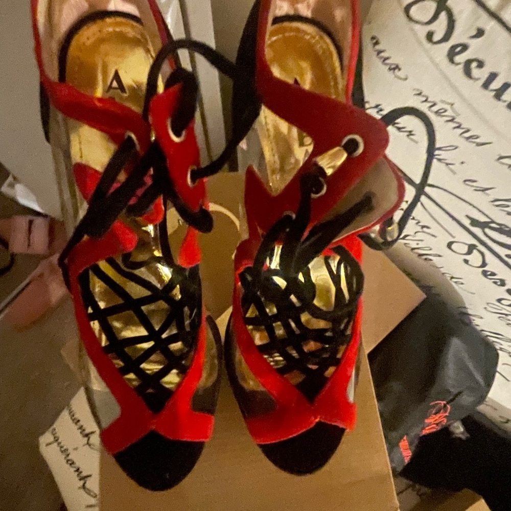 Alba red and black heels!